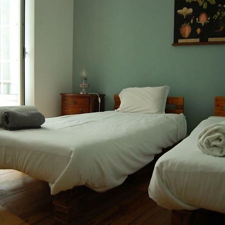 Largo Residencias Affittacamere Lisboa Esterno foto