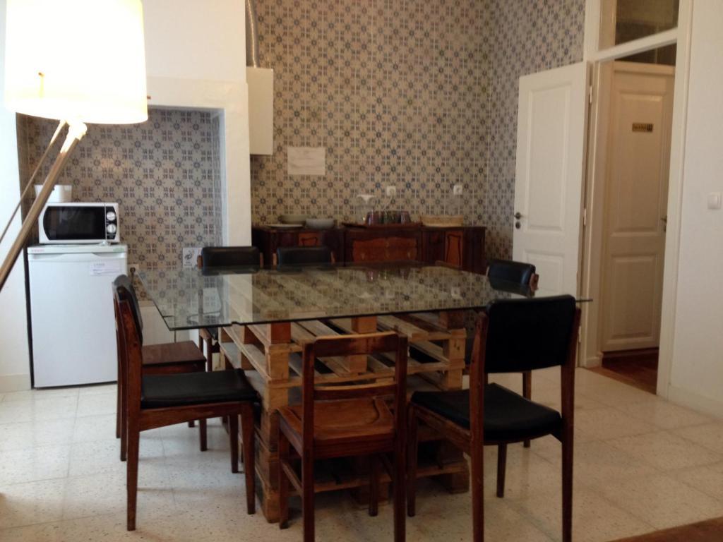 Largo Residencias Affittacamere Lisboa Esterno foto