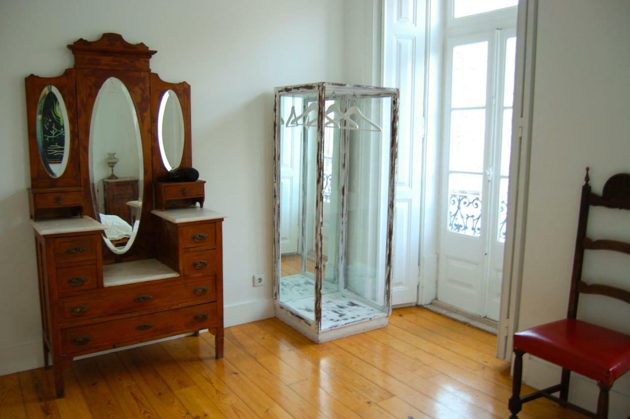 Largo Residencias Affittacamere Lisboa Esterno foto